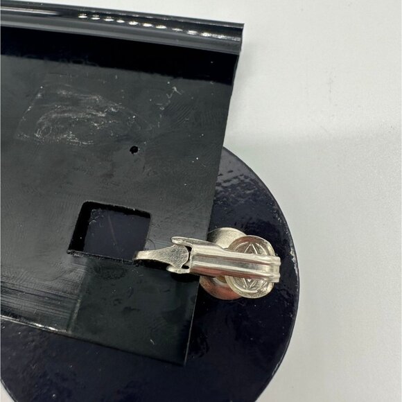 Vintage Clip On Earrings Ken Done 1980s Hand Painted Wood Round Bright Abstract - Picture 3 of 7